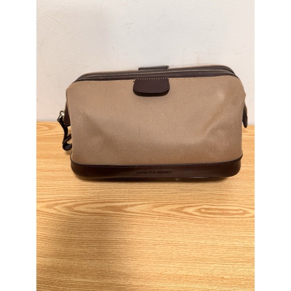 Dooney & Bourke Handbags - Dooney and Bourke Canvas/ Leather Dopp kit collapsable toiletries travel bag VTG